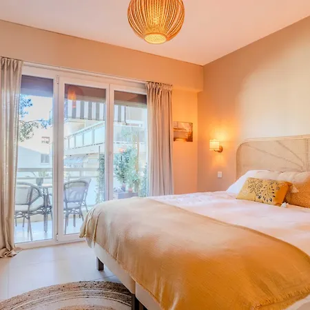 Bright A-c With Sea View - * Антиб