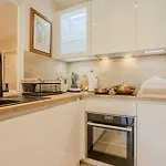 Apartment Bright A-c With Sea View - *